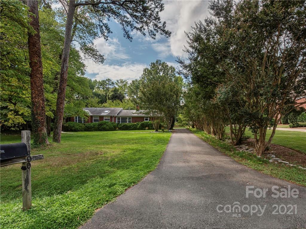 400 Livingston Drive Charlotte NC 28211