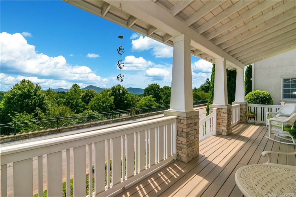 208 Leucothoe Lane Asheville NC 28803