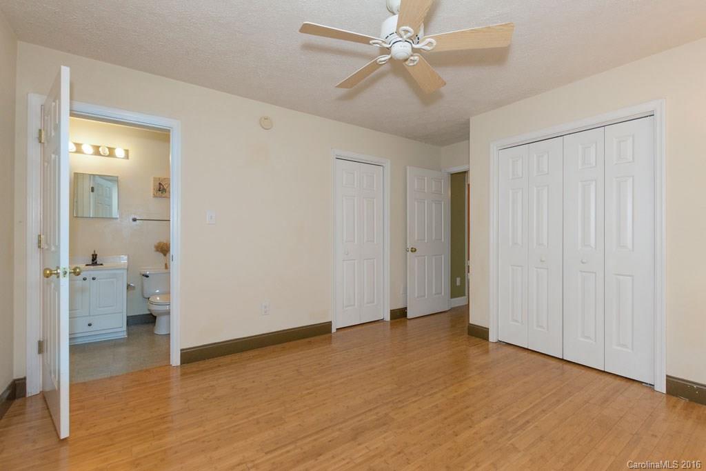 51 Upper Moffitt Road Asheville NC 28805