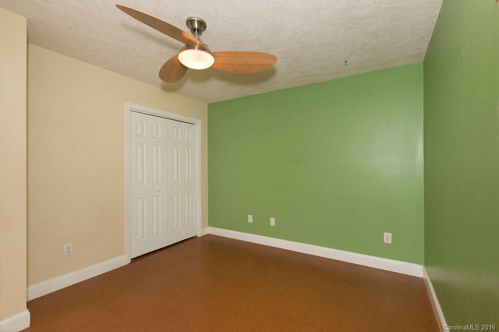 51 Upper Moffitt Road Asheville NC 28805