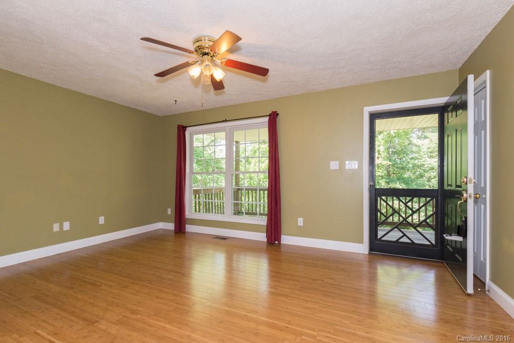 51 Upper Moffitt Road Asheville NC 28805