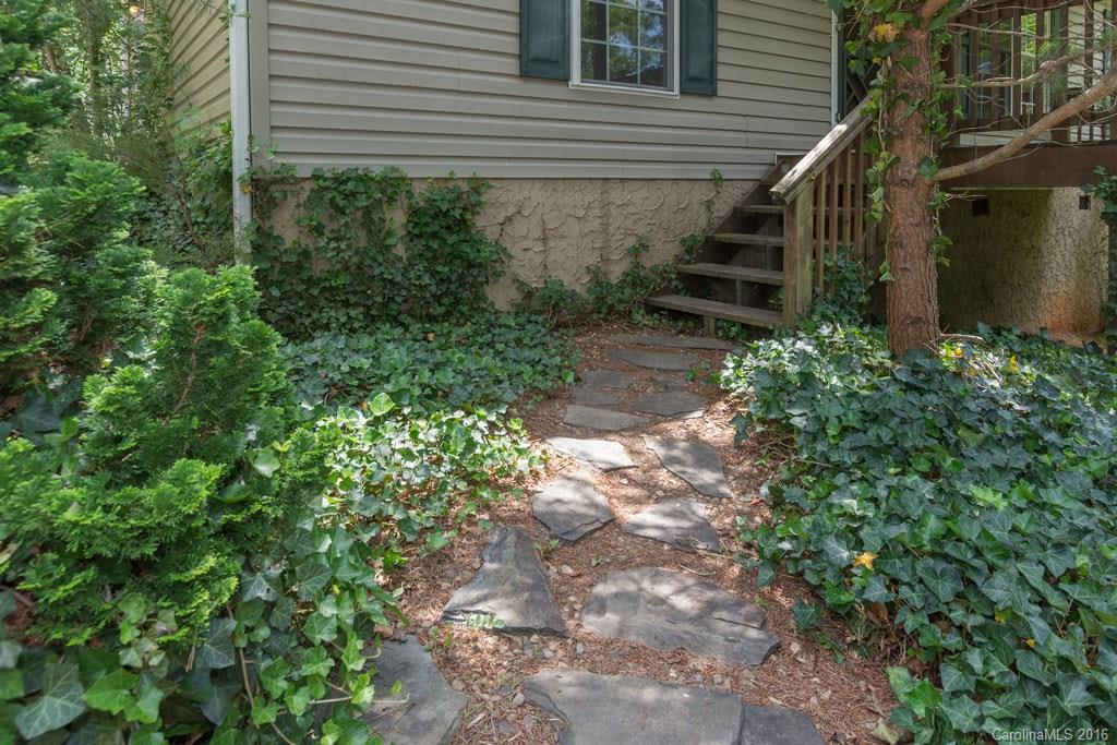 51 Upper Moffitt Road Asheville NC 28805