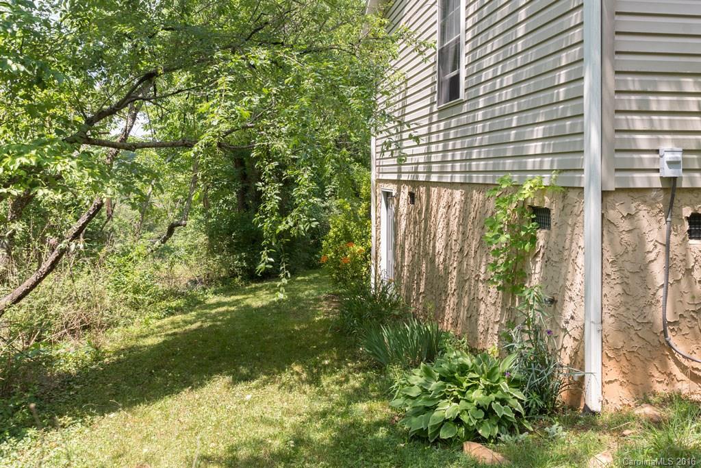 51 Upper Moffitt Road Asheville NC 28805