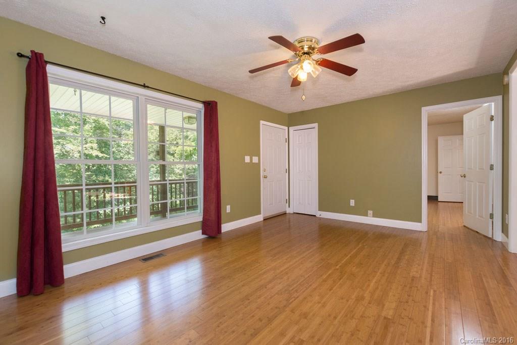 51 Upper Moffitt Road Asheville NC 28805