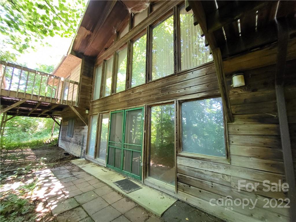 48 Cane Crest Circle Fairview NC 28730