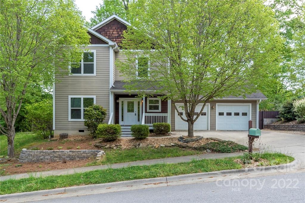 21 Triple H Drive Asheville NC 28806