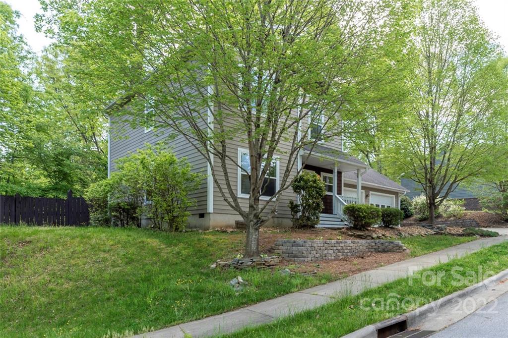21 Triple H Drive Asheville NC 28806