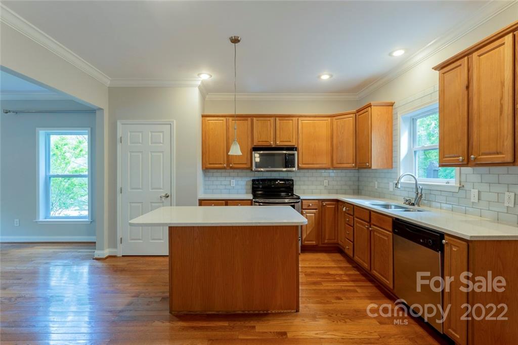 21 Triple H Drive Asheville NC 28806