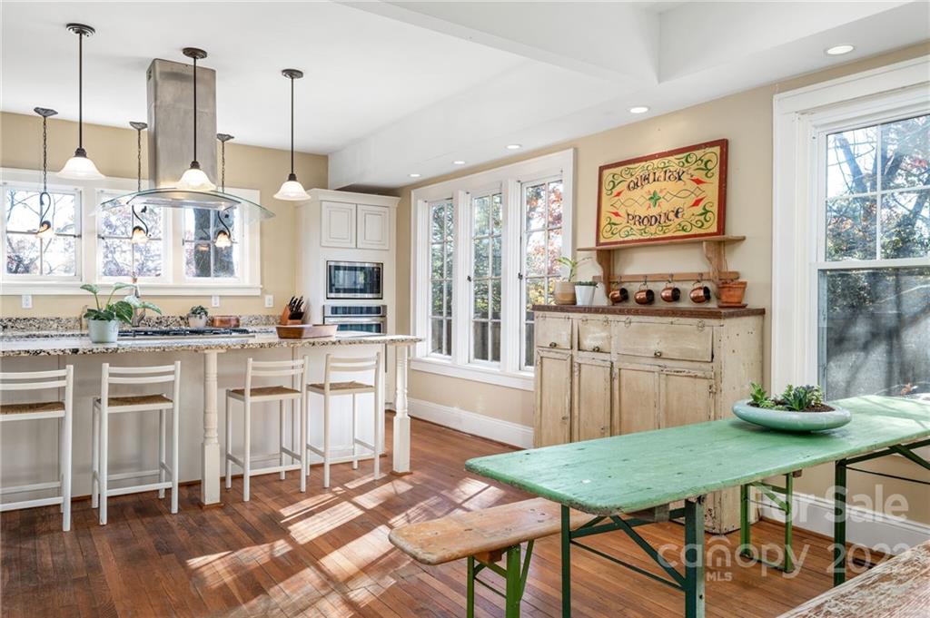 18 Normandy Road Asheville NC 28803