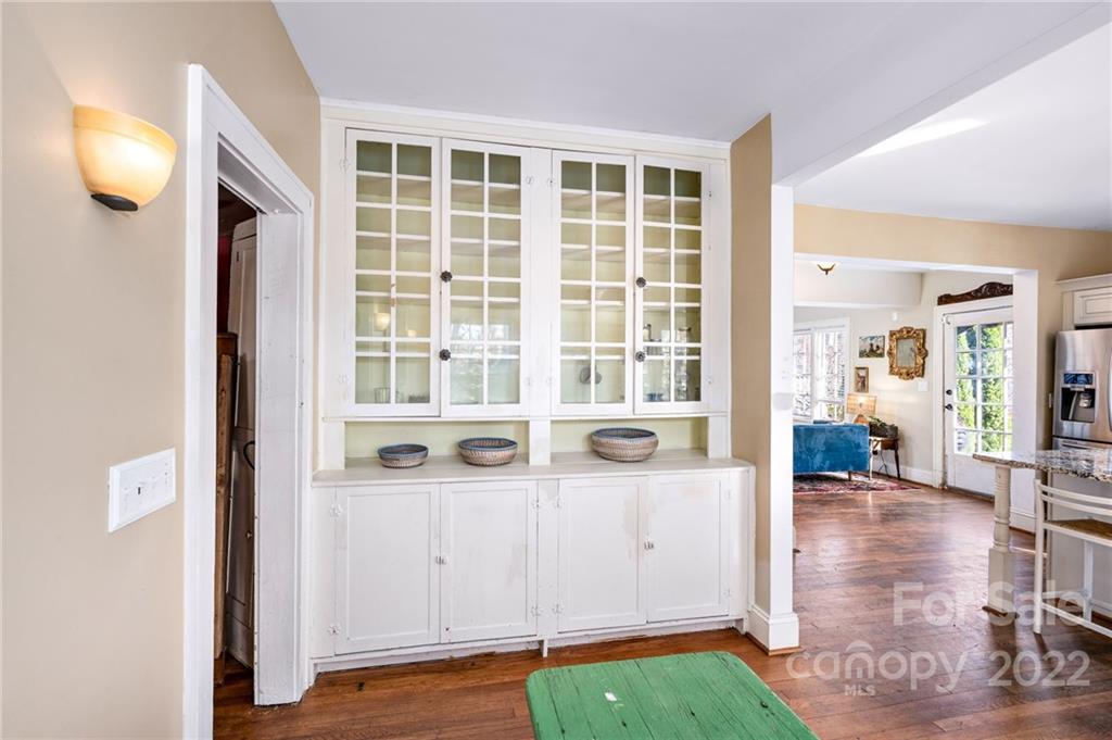 18 Normandy Road Asheville NC 28803