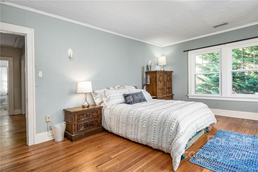 18 Normandy Road Asheville NC 28803