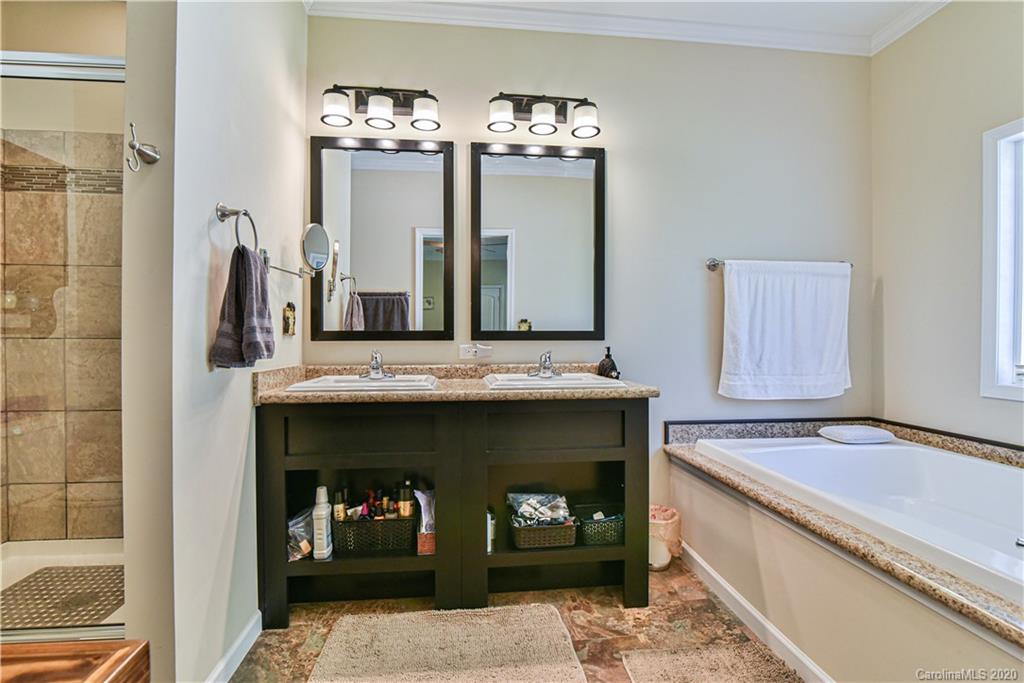 206 Moody Avenue Candler NC 28715