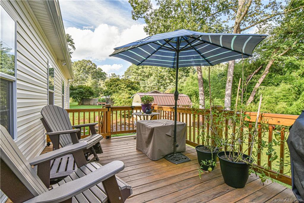 206 Moody Avenue Candler NC 28715