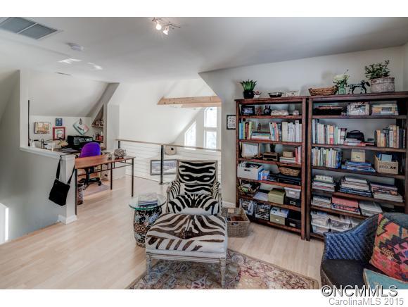 70 Mountain Ridge Drive Asheville NC 28803