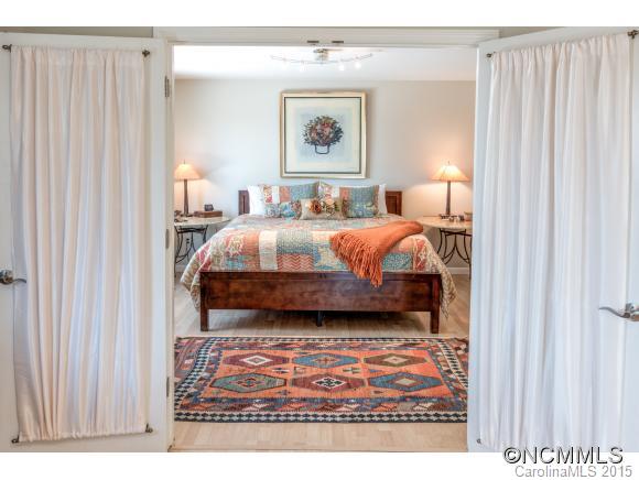 70 Mountain Ridge Drive Asheville NC 28803