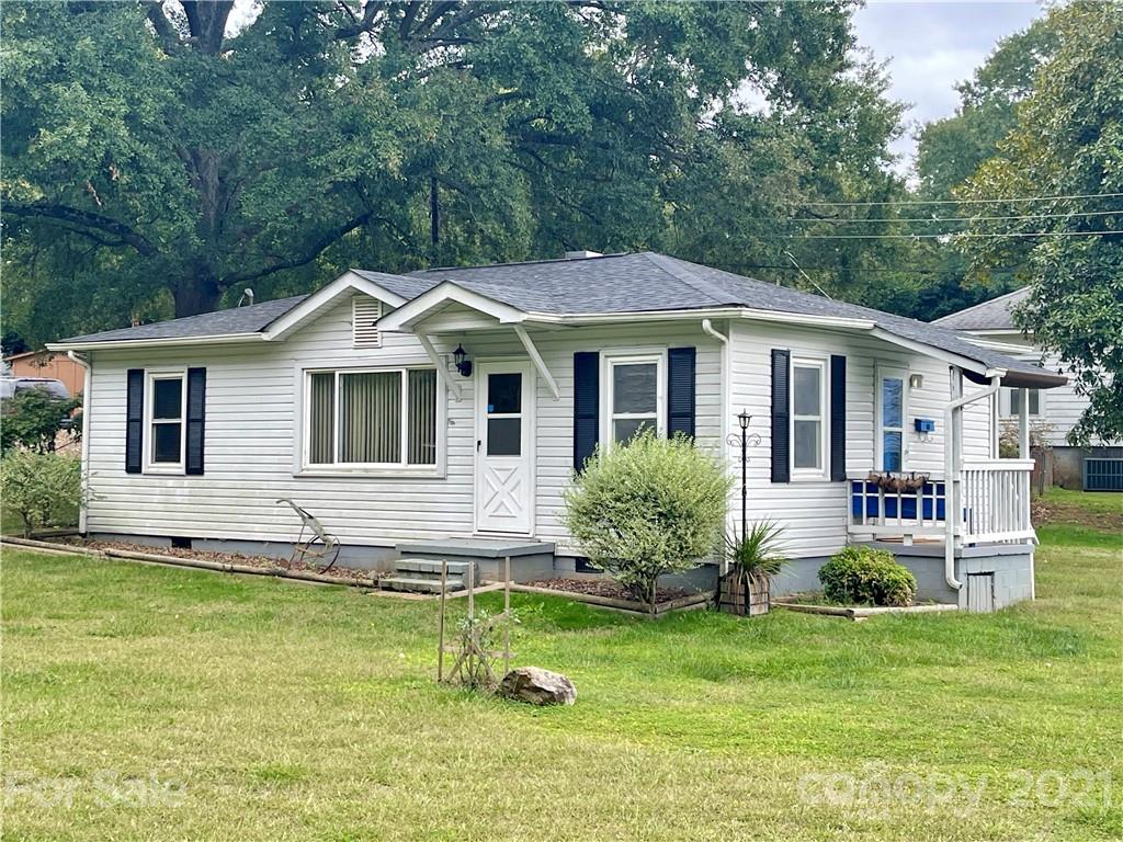 105 Adrian Street Mount Holly NC 28120