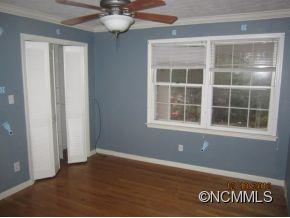 33 Rhododendron Place Asheville NC 28805