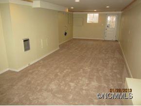 33 Rhododendron Place Asheville NC 28805