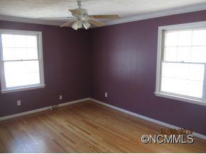 33 Rhododendron Place Asheville NC 28805