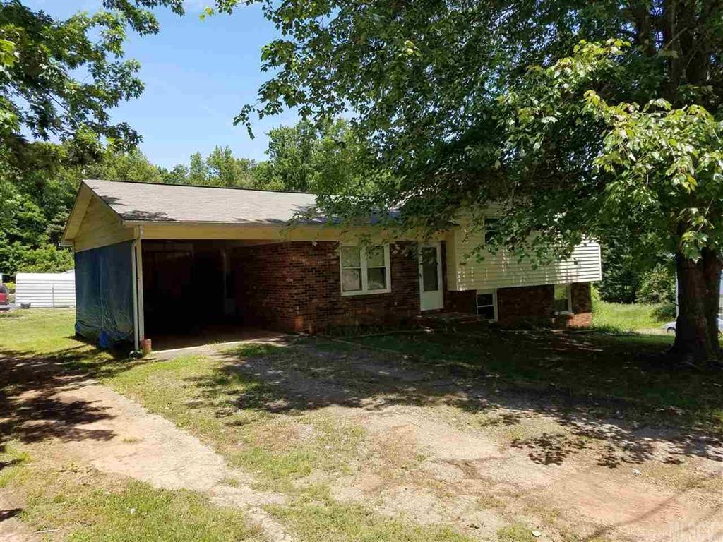 5490 Glenview Drive Hickory NC 28602