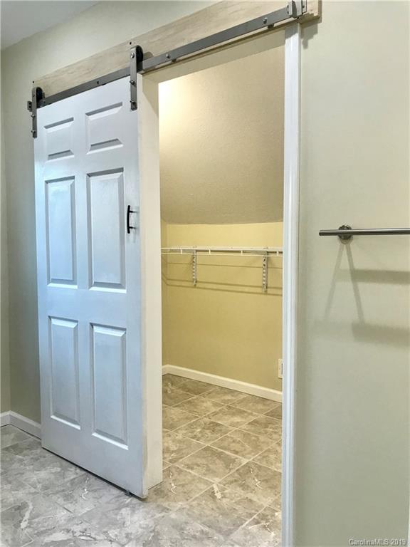 43 W Wilhemenia Street Marion NC 28752