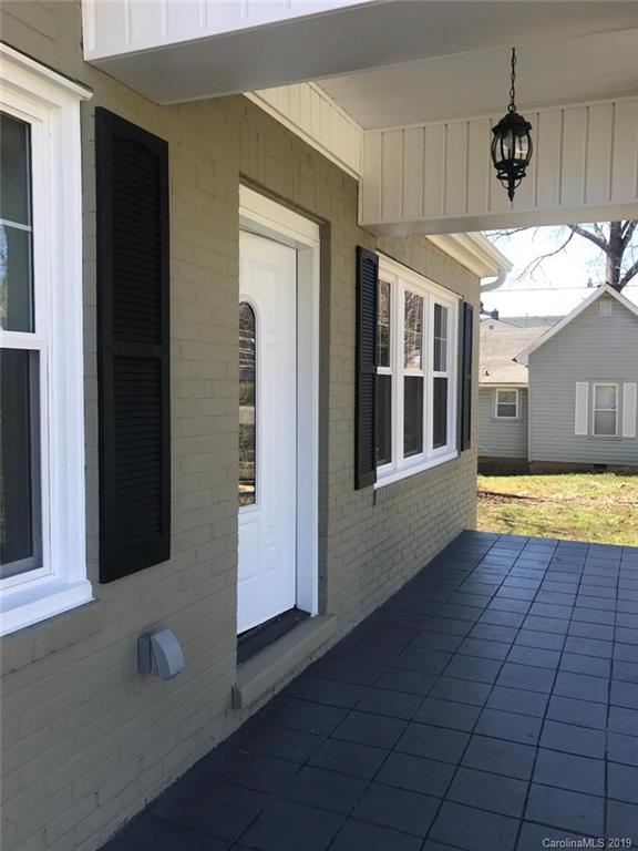 43 W Wilhemenia Street Marion NC 28752