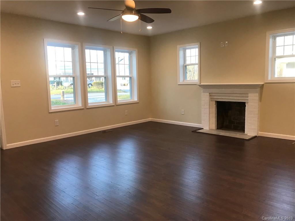 43 W Wilhemenia Street Marion NC 28752