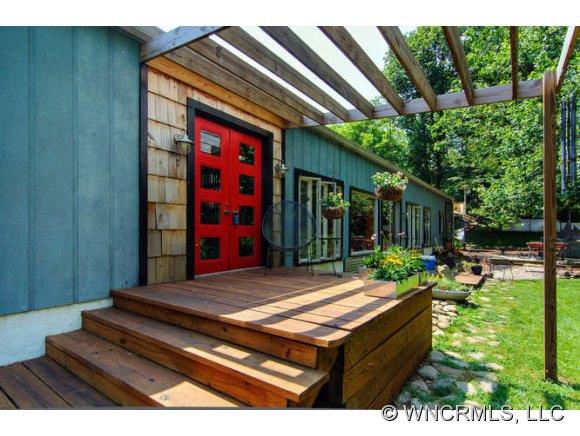121 Stoney Fork Road Barnardsville NC 28709