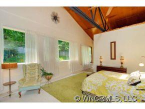 121 Stoney Fork Road Barnardsville NC 28709