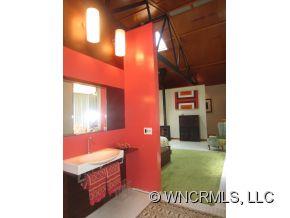 121 Stoney Fork Road Barnardsville NC 28709