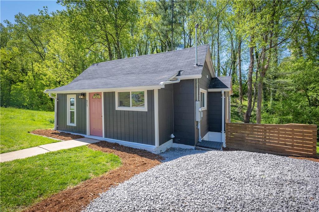 217 Cascade Street Morganton NC 28655