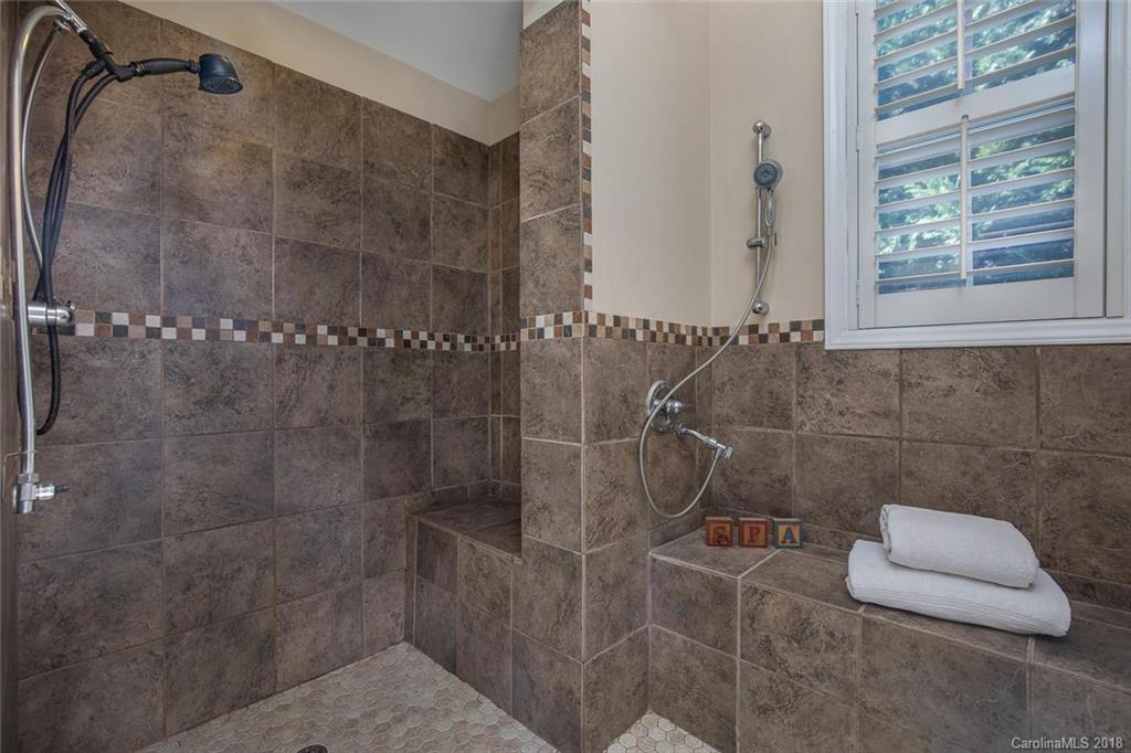 59 Surrey Run Asheville NC 28803