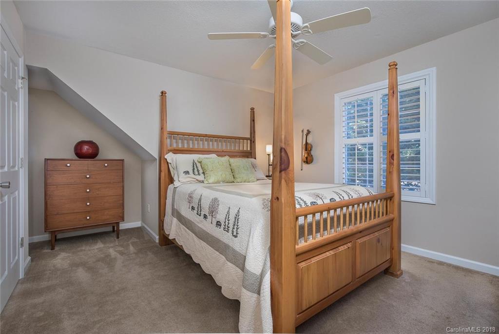 59 Surrey Run Asheville NC 28803