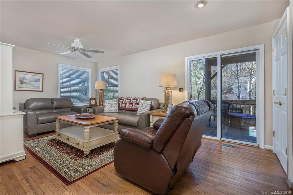 59 Surrey Run Asheville NC 28803