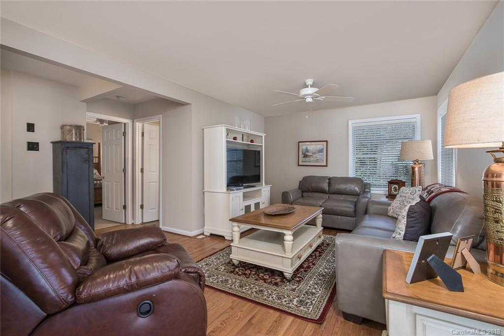 59 Surrey Run Asheville NC 28803