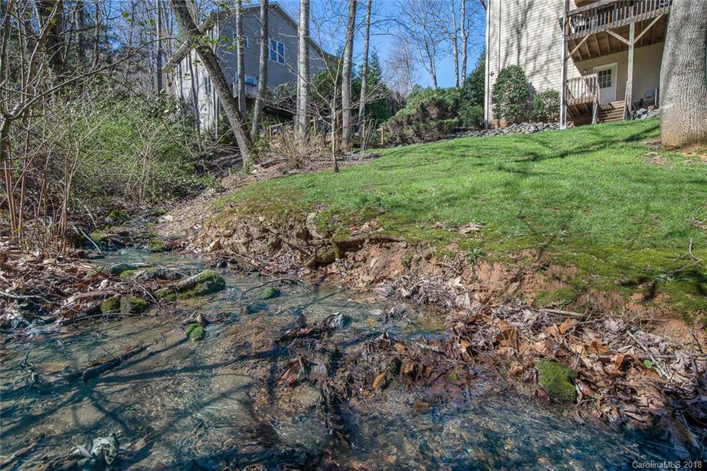 59 Surrey Run Asheville NC 28803