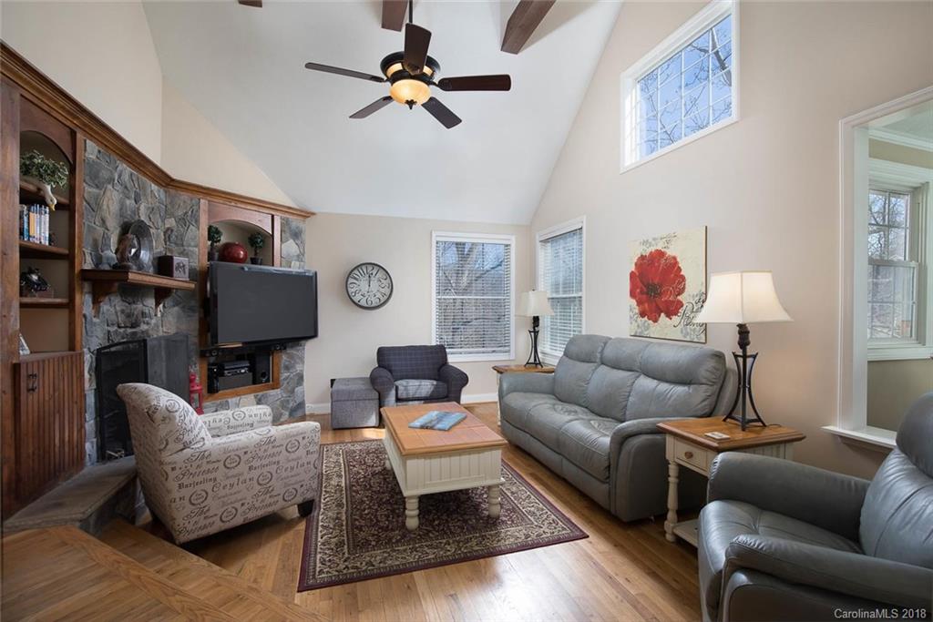 59 Surrey Run Asheville NC 28803