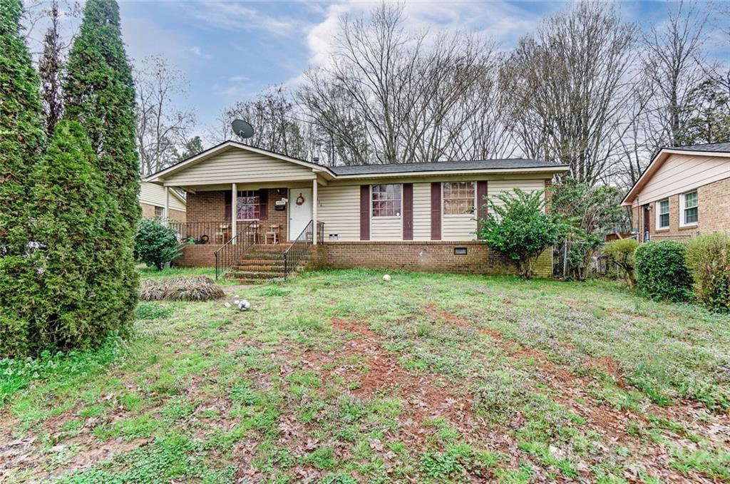 9416 Spruce Pine Place Charlotte NC 28210
