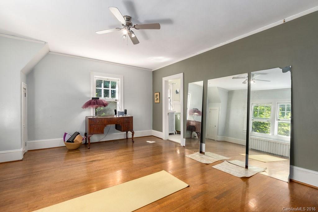 208 Cumberland Avenue Asheville NC 28801