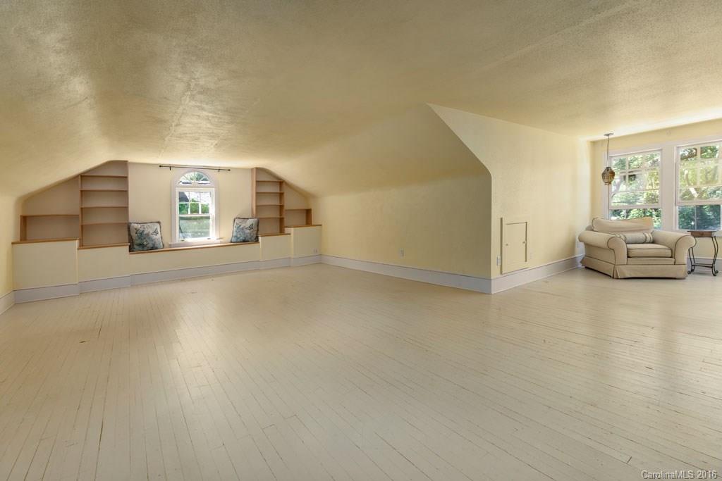 208 Cumberland Avenue Asheville NC 28801