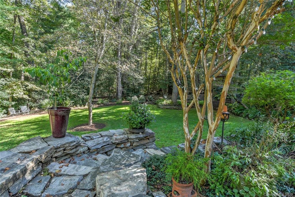 391 Racquet Club Road Asheville NC 28803