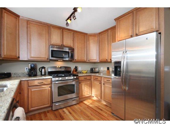 2 Bassett Road Asheville NC 28804