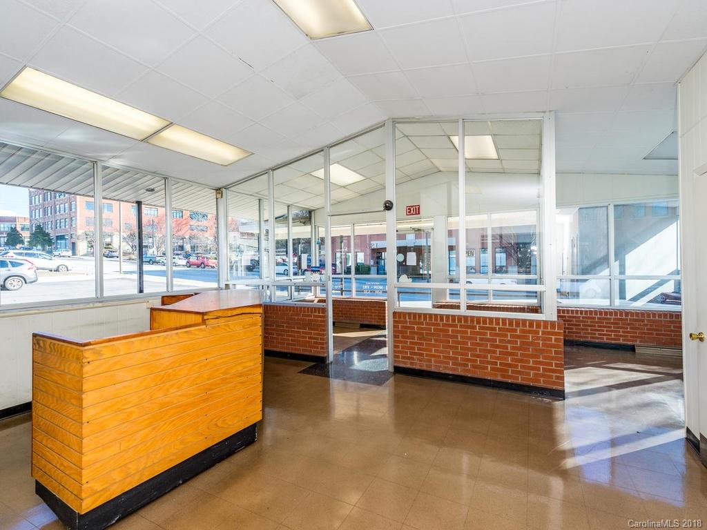 135 Coxe Avenue Asheville NC 28801