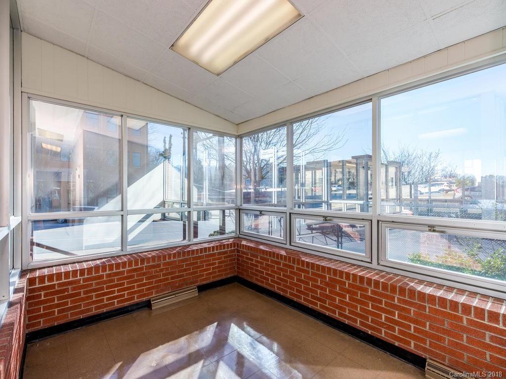 135 Coxe Avenue Asheville NC 28801