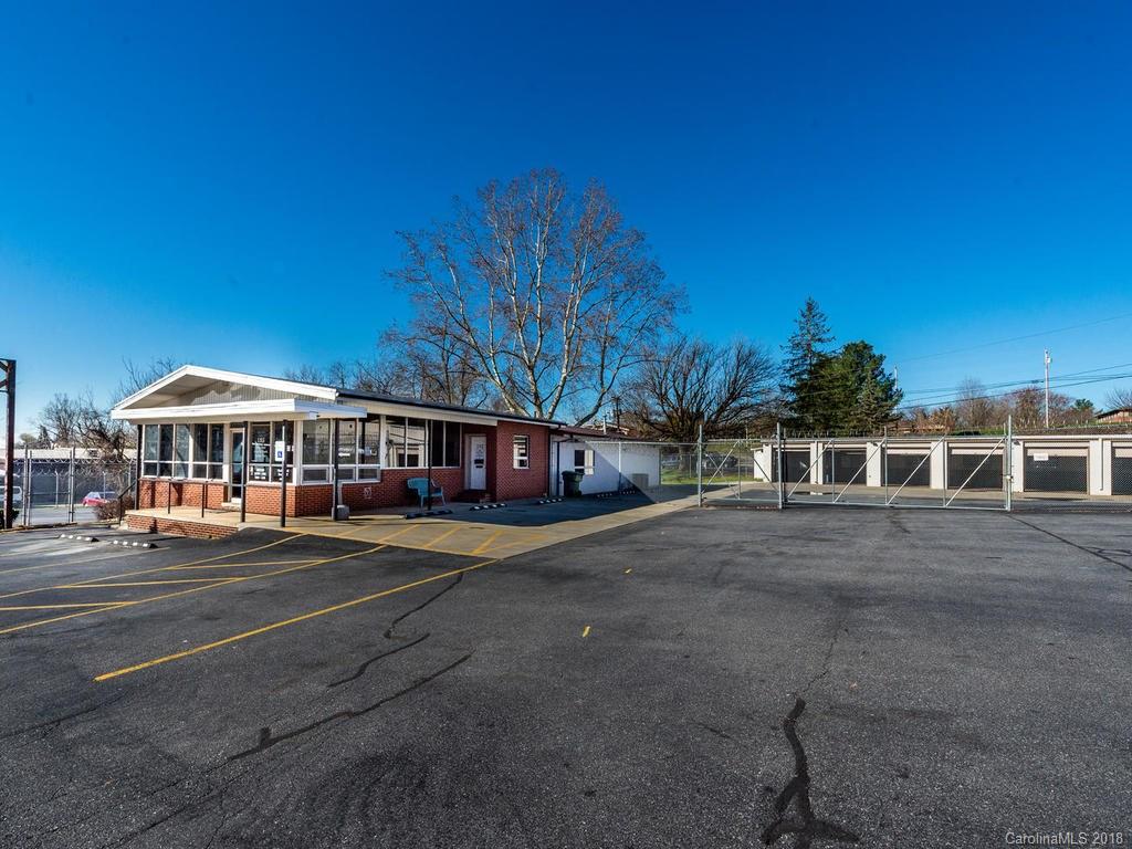 135 Coxe Avenue Asheville NC 28801