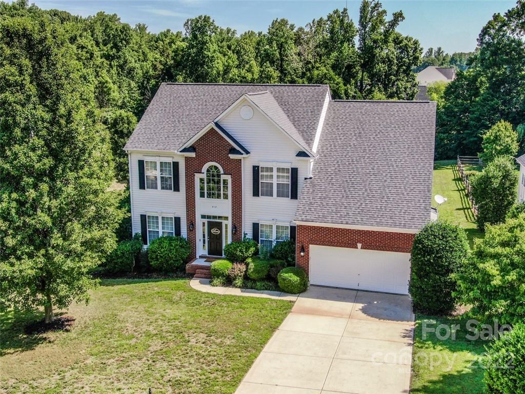 210 Winterbell Drive Mooresville NC 28115