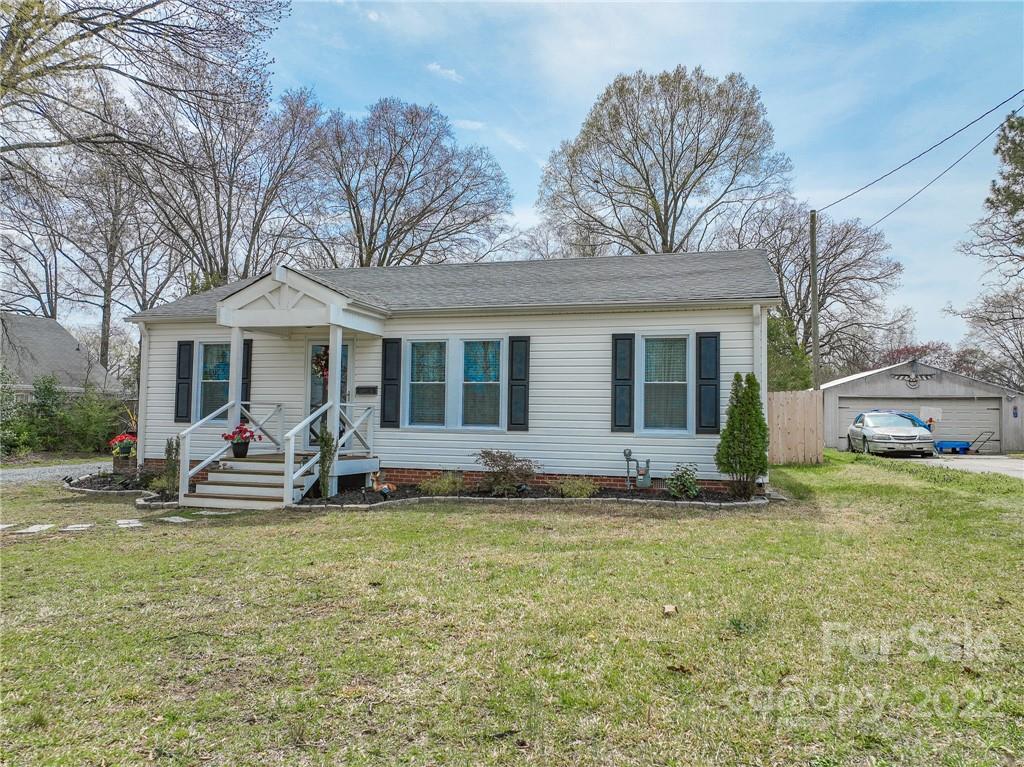 105 Maple Avenue NW Concord NC 28027