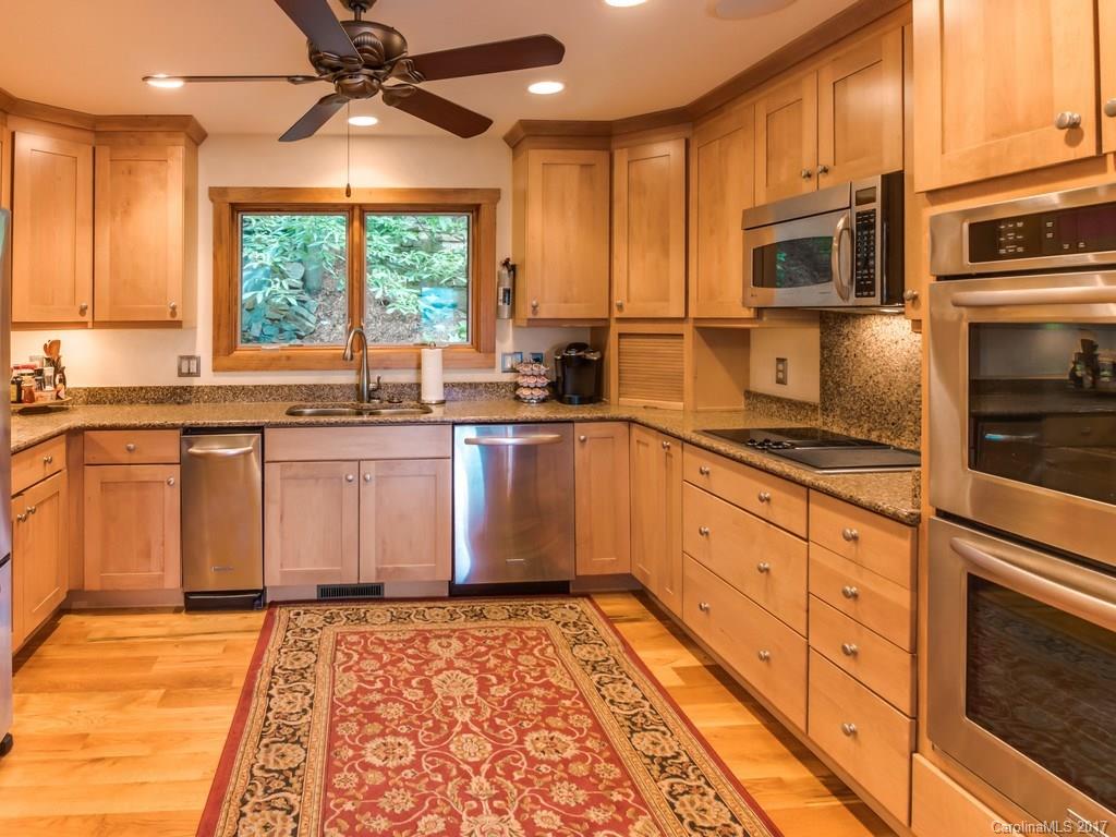 40 Chinquapin Drive Mills River NC 28759