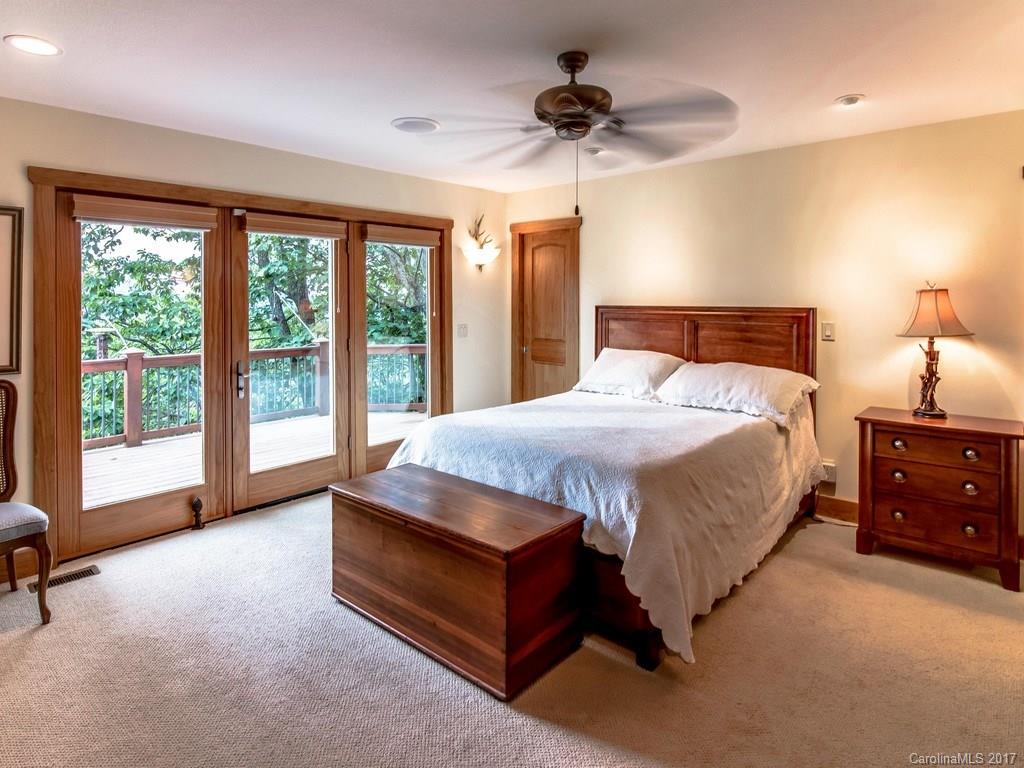 40 Chinquapin Drive Mills River NC 28759