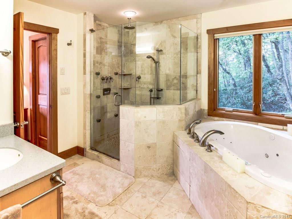 40 Chinquapin Drive Mills River NC 28759